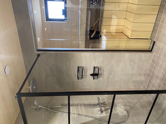 Kylpyhuoneen ja saunan uudistus — Littoinen (3)