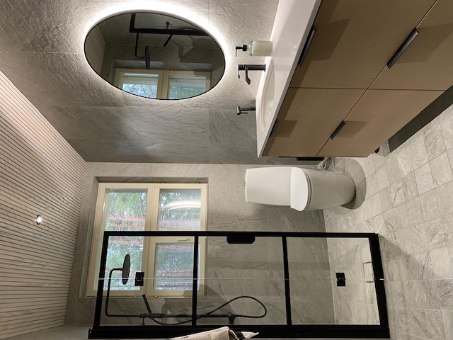 Kylpyhuoneen täydellinen uudistus — Turku (2)