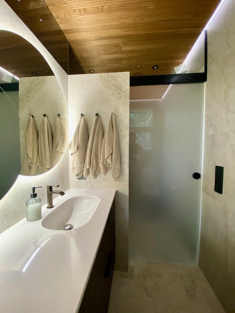 Kylpyhuoneen täydellinen uudistus — Turku (14)