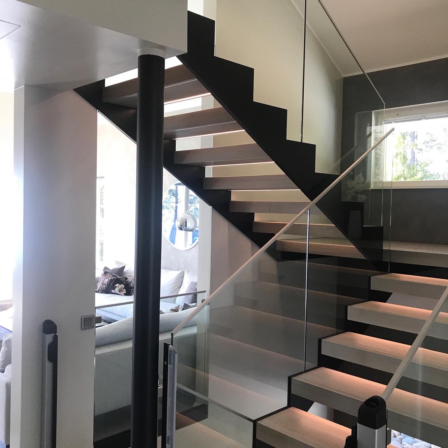 Omakotitalon kokonaisvaltainen uudistus — Harvaluoto (1)