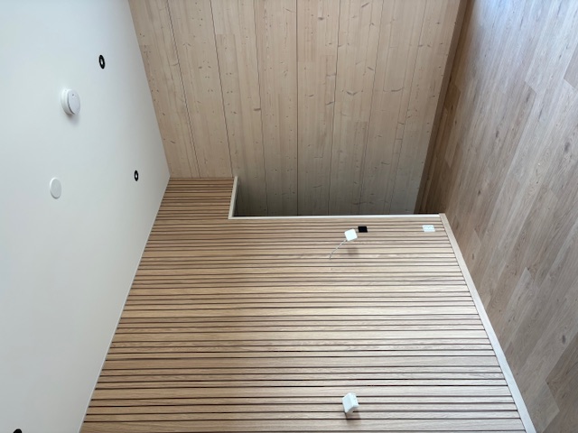 Uuden omakotitalon pintamateriaali- ja kiintokalustesuunnittelu, Kyrö — M Interior sisustussuunnittelu