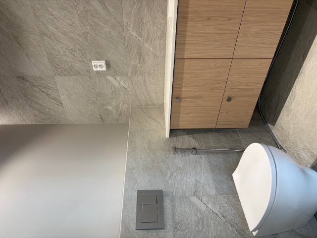 Uuden omakotitalon pintamateriaali- ja kiintokalustesuunnittelu, Kyrö — M Interior sisustussuunnittelu