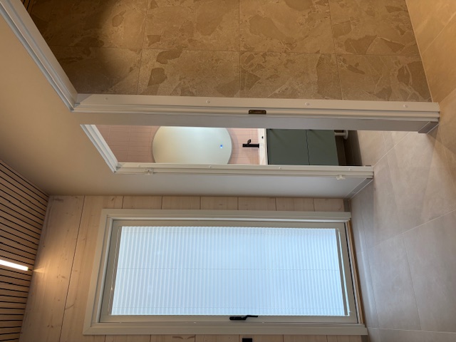 Uuden omakotitalon pintamateriaali- ja kiintokalustesuunnittelu, Kyrö — M Interior sisustussuunnittelu