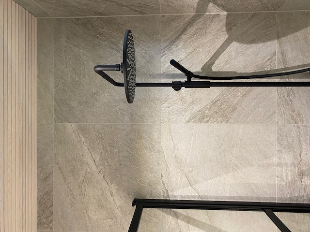 WC-tilan täydellinen uudistus, Turku — M Interior sisustussuunnittelu